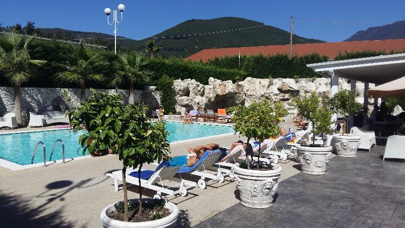 Virginia Resort & Spa - Adults Only Monteforte Irpino Exterior photo